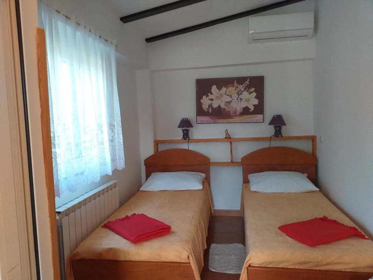 Family Friendly House With A Parking Space Rovinj - 20540 Holiday home