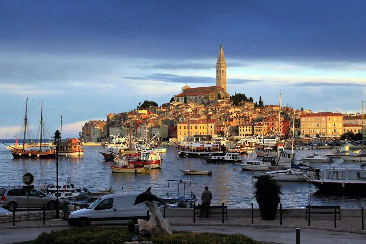 Family Friendly House With A Parking Space Rovinj - 20540 0*,  Croatia